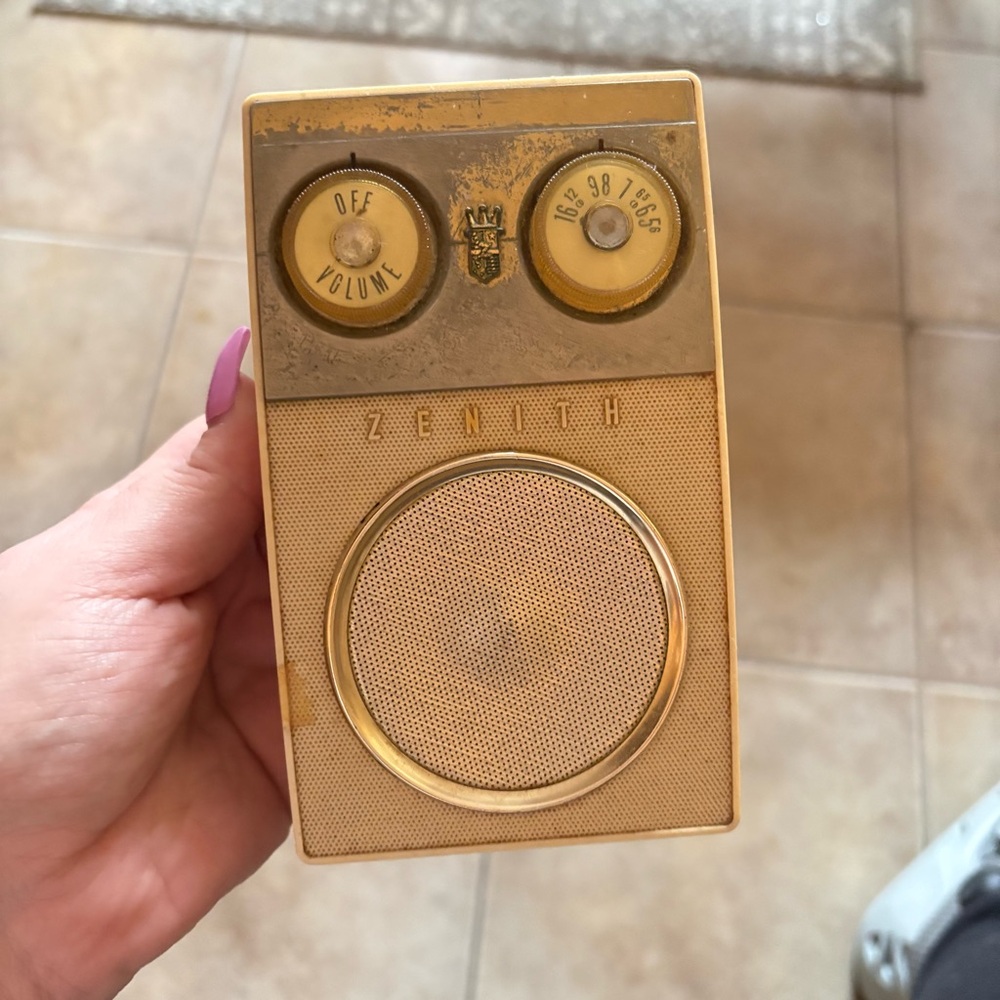 Zenith Gold Portable Radio